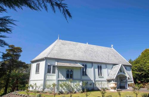 Nelson Hotel | Pihopa Retreat