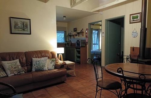 Kalimna Chalet De Esquí | Pillowood Cottage (1Queen+2Twins) & Wood Stove