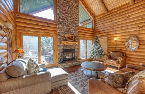 Sturgis Casa | Pine Hollow Lodge - Beautiful