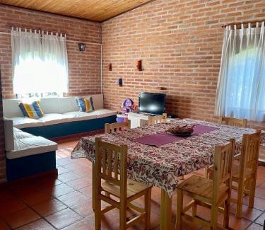 Yala Casa | Pintoresca casa con pileta