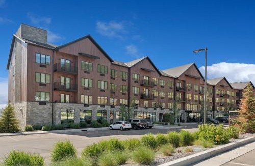 Park City Hotel | Pioche Village Park City