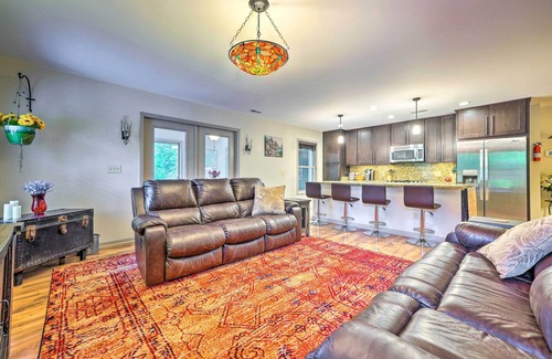 Pisgah Forest Casa | Pisgah Forest Farm Home: Outdoor Pool & Games