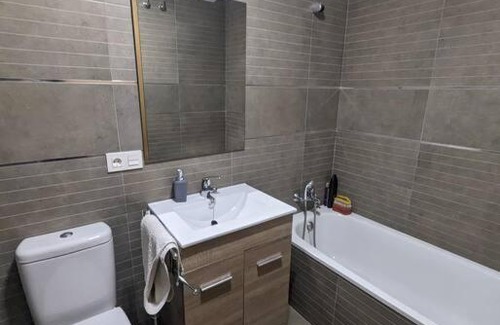 Burgos Apartamento | Piso completo y moderno, Burgos