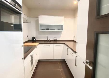 La Coruna Apartamento | Piso de lujo con piscina y gym, a 2min de la playa