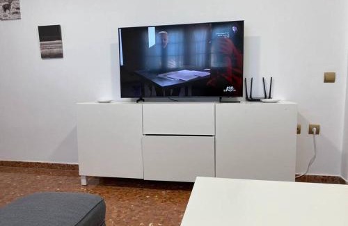Huelva Apartamento | Piso grande de 120 m2, a 15' de la playa en coche