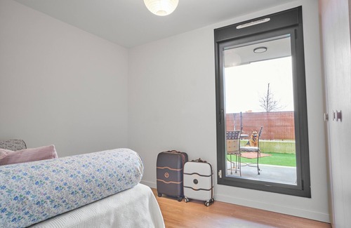 Soto de la Marina Apartamento | Piso moderno en la costa Cántabra