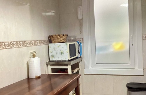 La Coruna Apartamento | Piso amplio centro de La Coruña. 4 Personas. Alquilo temporada. Mínimo 31 días.