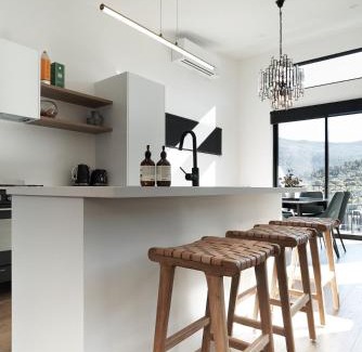 Lake Crackenback Casa | PISTE LUXURY CHALET - THE PETITE - Oaks Lake Crackenback Resort