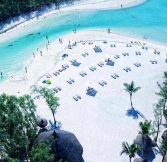 Trou d'Eau Douce Alquiler De Eote | Pixel Cruise