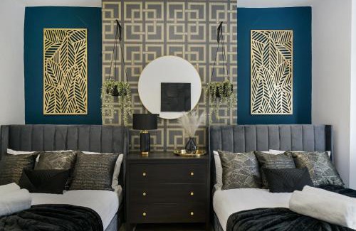 Gravesend Apartamento | Platinum Grove B Modern Flat, 2 Beds with Free Parking