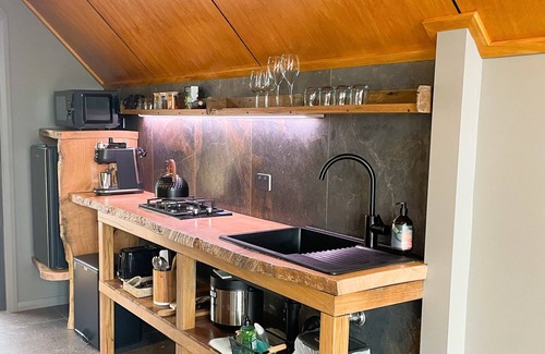 Dundee Cabina | Platypus Bend Eco Retreat - Off Grid rural hideaway