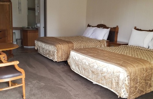 Preston Hotel | Plaza Motel