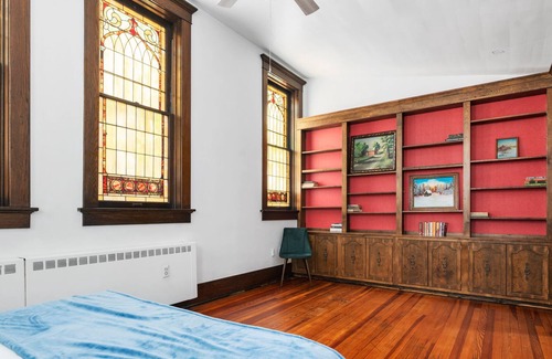 Winchester Apartamento | Plenty of space located downtown Winchester