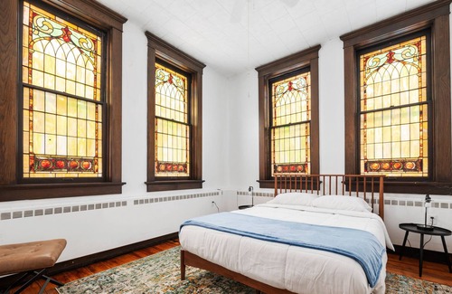 Winchester Apartamento | Plenty of space located downtown Winchester