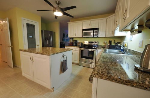 Pocono Lake Casa | Pocono Lake Getaway: Pool, Tennis, and Basketball!