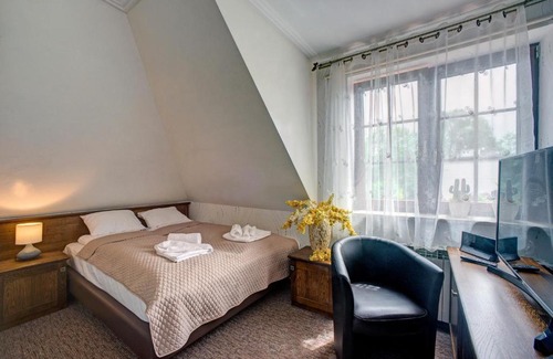 Przemysl Hotel | Pokoje Gościnne Murowanka