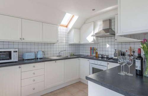 Trebetherick Cabaña | POLMORLA, pet friendly in Polzeath