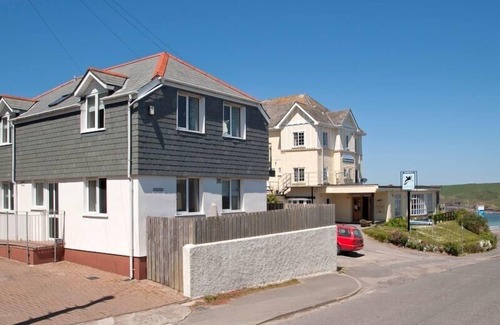 Trebetherick Cabaña | POLMORLA, pet friendly in Polzeath