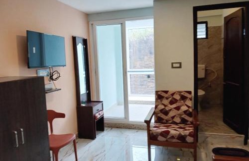 Kodaikanal Hotel | Ponmurugan Residency