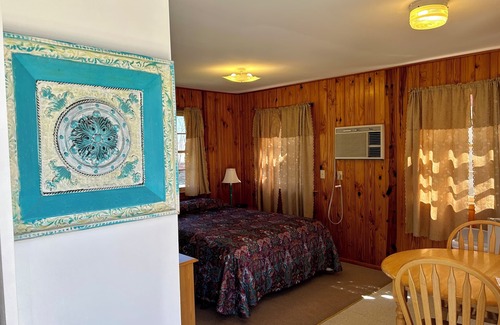 Bull Shoals Complejo | Pool View Queen Bed.