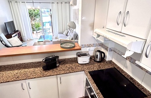 Mar de Cristal Chalet De Esquí | Bungalow junto a la piscina cara sur, con terraza