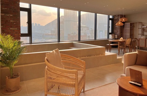 Jung-gu Villa | Poolvilla Gaon