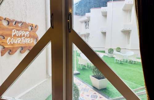 Kodaikanal Hotel | Poppys Pleasant Stay