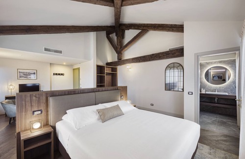 Treviso Hotel | Porta Altinia