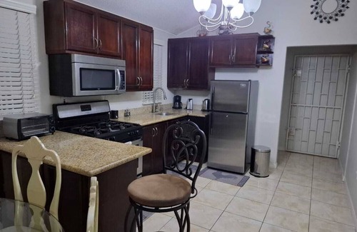 Caribbean Estates Cabina | Portmore Country Club Elegancia