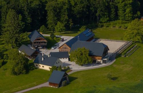 Bostanj Hotel | Posestvo Pule Equestrian Estate