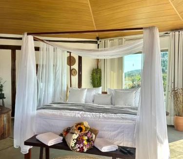 Alto Paraiso de Goias Hotel | Pousada/Camping Mirante Serrano