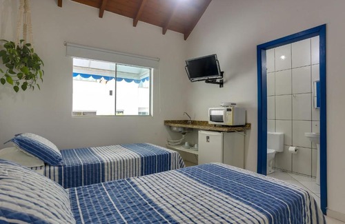 Bombas Hotel | Pousada Canario Azul