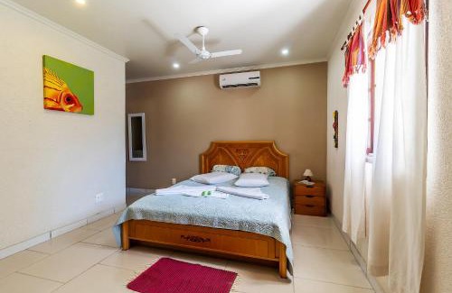 Pedra de Guaratiba Hotel | Pousada Hospedagem Pedra de Guaratiba