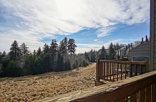 Snowshoe Condominio | Powderidge by Casago