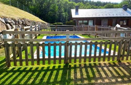 Queixans Apartamento | Preciosa planta baja con piscina