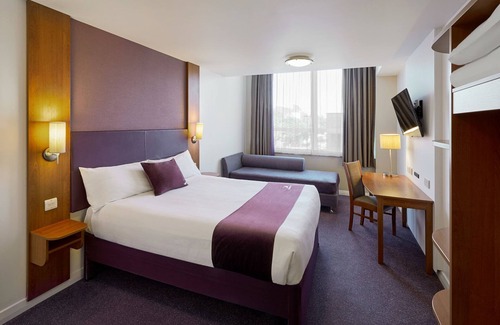 Bournemouth Hotel | Premier Inn Bournemouth Westbourne