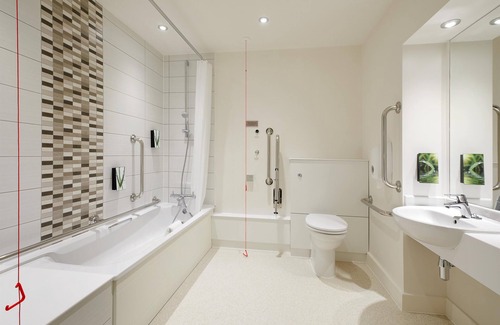 Clacton-on-Sea Hotel | Premier Inn Clacton-On-Sea - Seafront