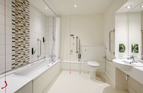 Broughty Ferry Hotel | Premier Inn Dundee East