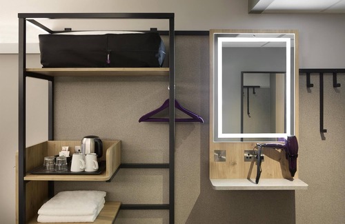 Reading Hotel | Premier Inn Reading - Caversham Bridge