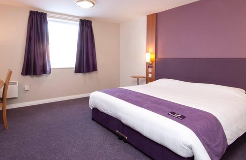 Rhuddlan Hotel | Premier Inn Rhuddlan
