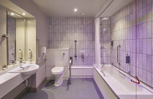Tamworth Hotel | Premier Inn Tamworth South