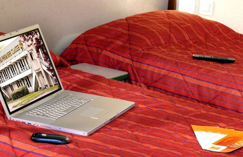 Tarbes Hotel | Premiere Classe Tarbes - Bastillac