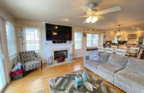 Sea Isle City Casa | Propiedad premium frente a la bahía en el lugar 44 con deslizamiento de barco (sin grupos / solo familia)