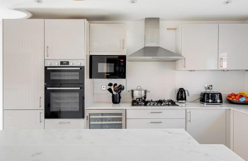 Rugby Villa | Premium Living Space in Rugby