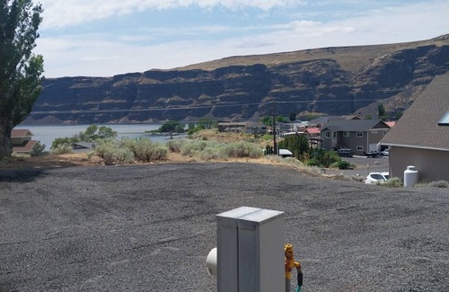 Sunland Estates Alquiler De RV | Premium RV Space in Sunland