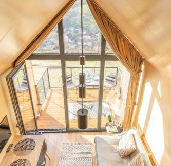 Hosszuheteny Apartamento | Premium Sustainable Cabins Mecsek Reindeer