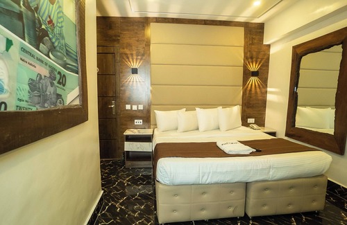 Ikeja Hotel | Presken Awolowo Way - Ikeja