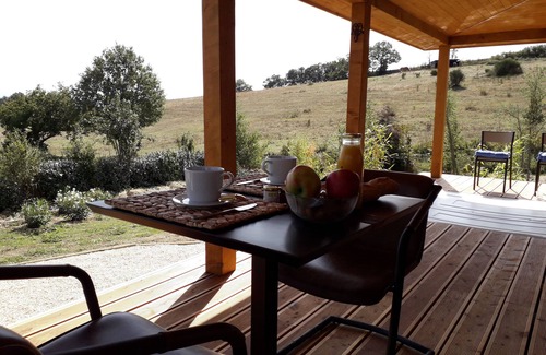 Villarzel-du-Razes Villa | La cabaña sobre pilotes, 2 P, spa privado, estancia en la naturaleza, relajación, bienestar, confort