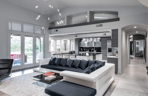 McDowell Ranchos Villa | Oasis en el desierto moderno y elegante con cancha de básquetbol y piscina y spa ❤ by AvantStay