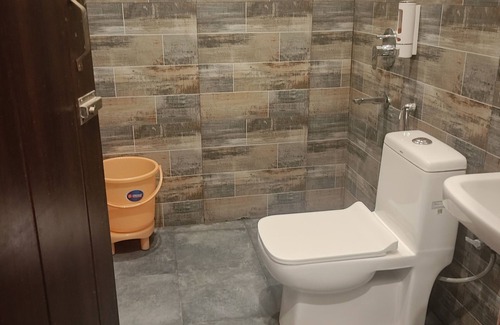 Jogiyana Hotel | Pride Inn Luxury Resort